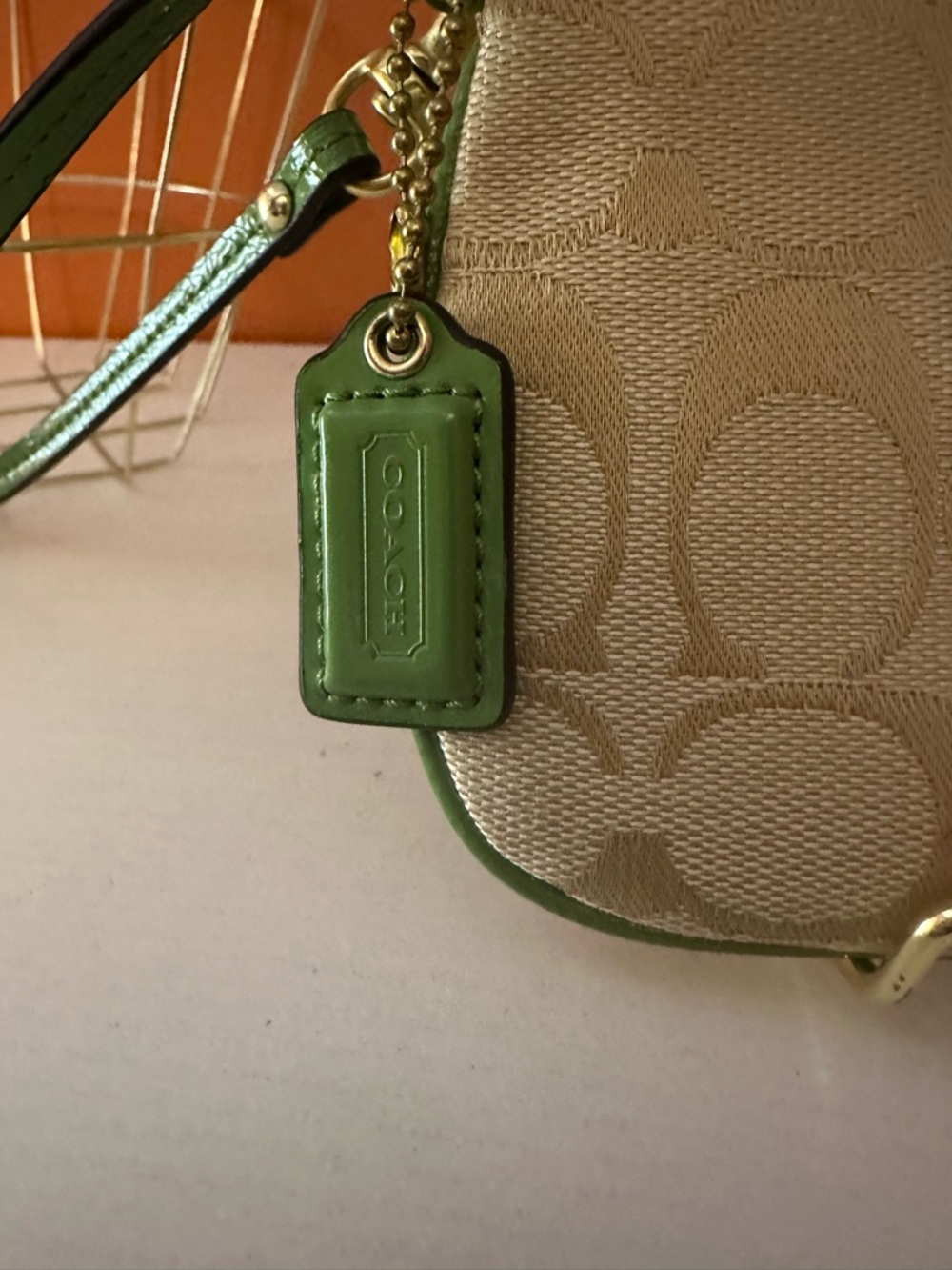 COACH Poppy Signature Print Tan/Apple Green Canvas Wristlet - Picture 9 of 12